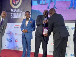 MD OF GSE, MR EKOW AFEDZIE GETS AWARDED WITH OUTSTANDING PUBLIC LEADERSHIP AT THE 6TH GHANA CEO SUMMIT, Ghana Stock Exchange